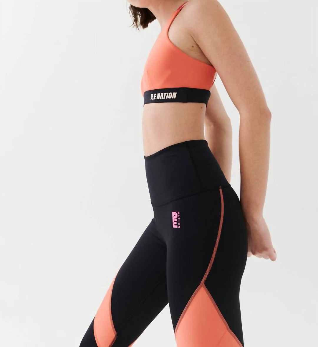 high press sports bra in persimmon