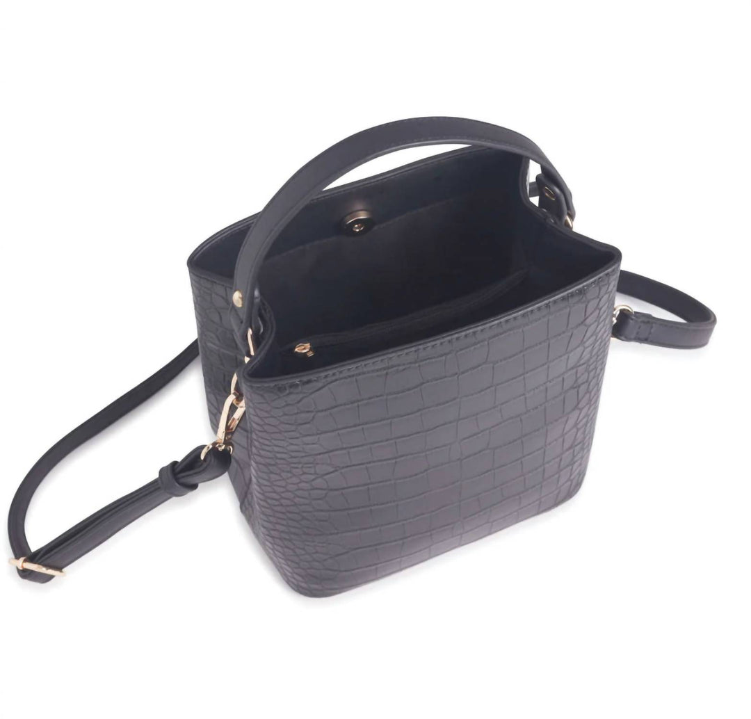 women's elena bucket bag in black