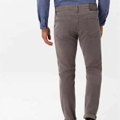 chuck 5-pocket jean in stone