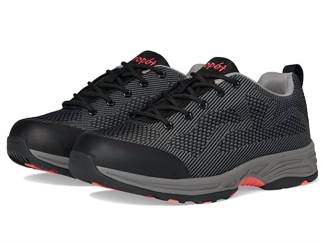 US 8 - black hot pink