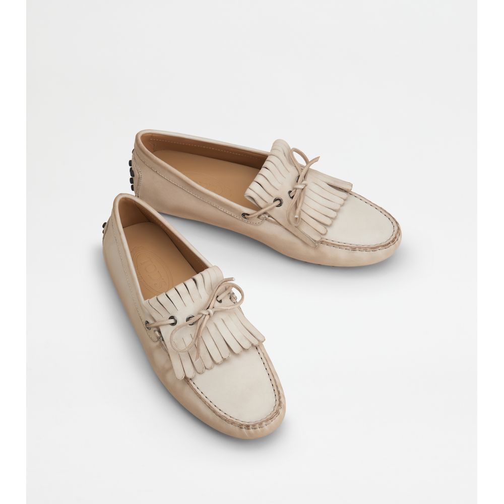 gommino driving shoes in leather