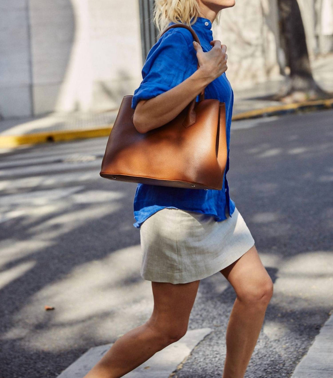 women's katie tote bag in caramel