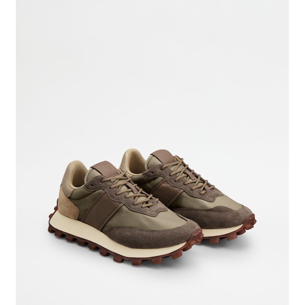 sneakers  1t in suede and fabric