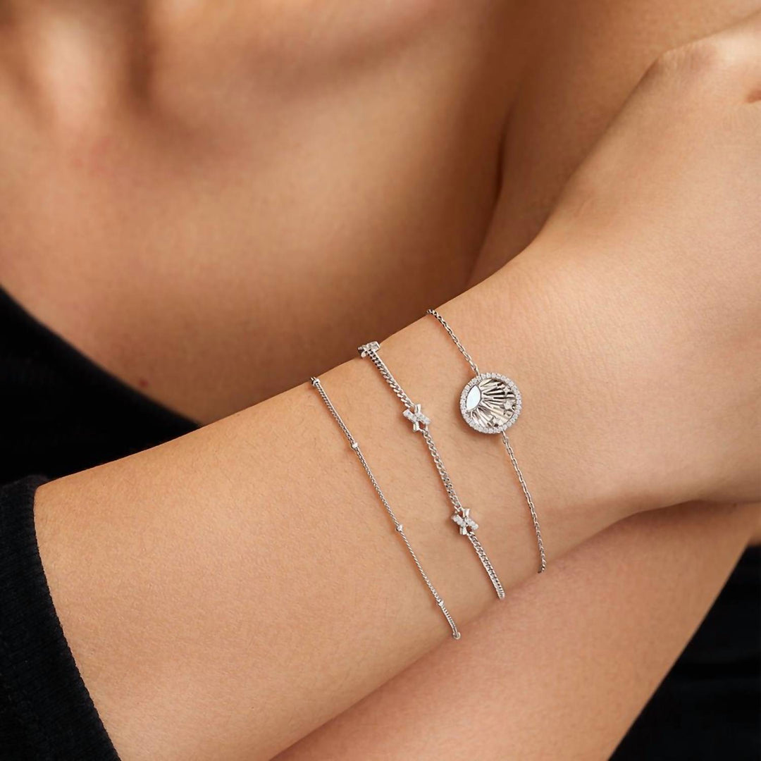women's shiny sun stars bracelet in silver