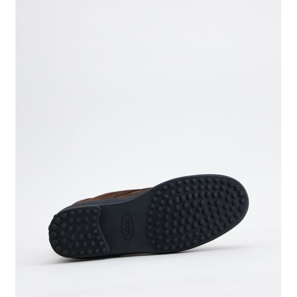 winter gommino ankle boots in suede