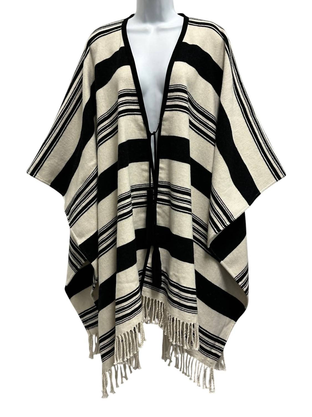 jacquard mantella cape in white & black with black suede tassles