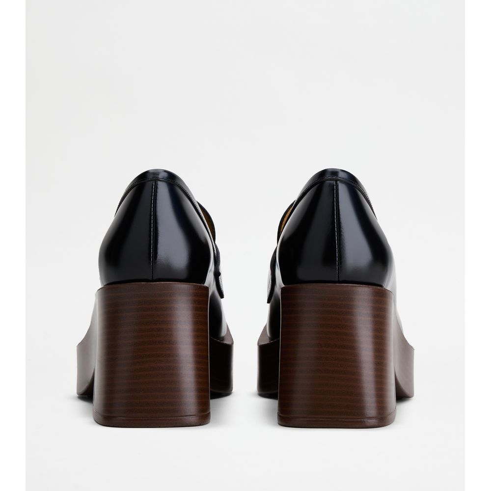 platform loafers in leather