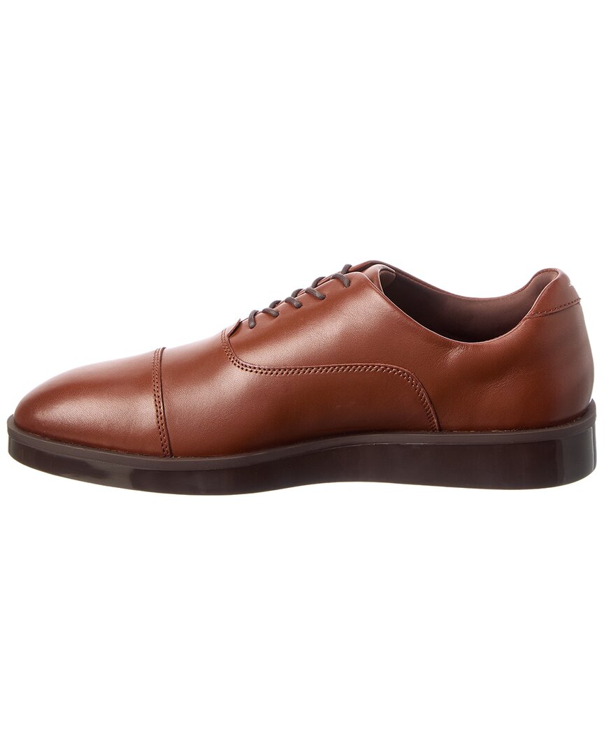closer leather oxford