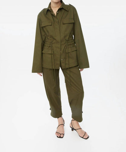 US 6 (S) - olive