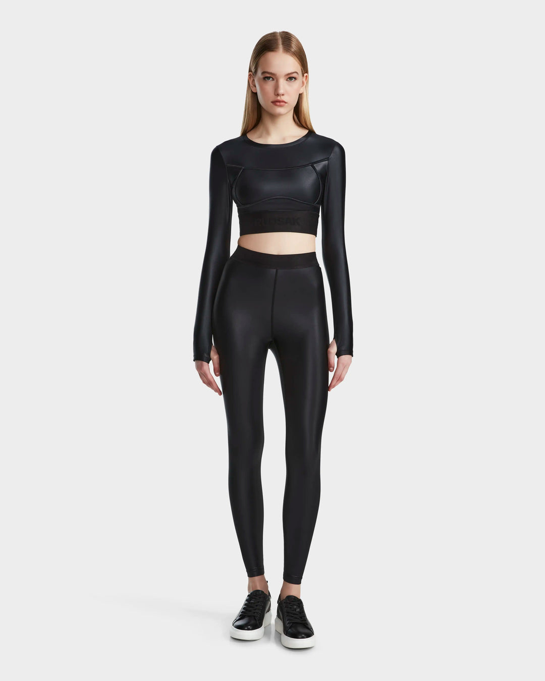 Medium - black