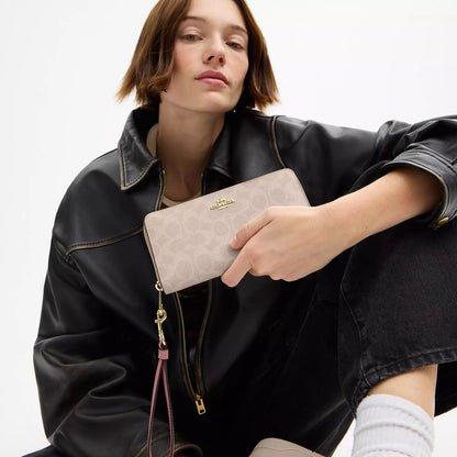 long zip around wallet in signature canvas