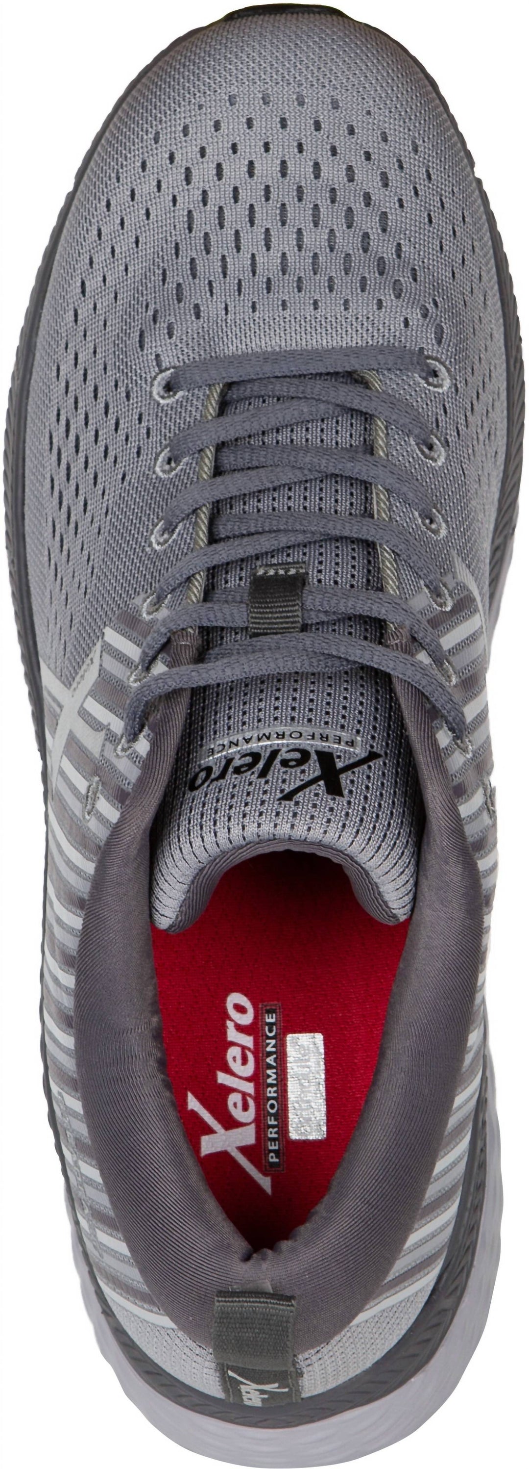men steadfast walking shoes in carbon grey