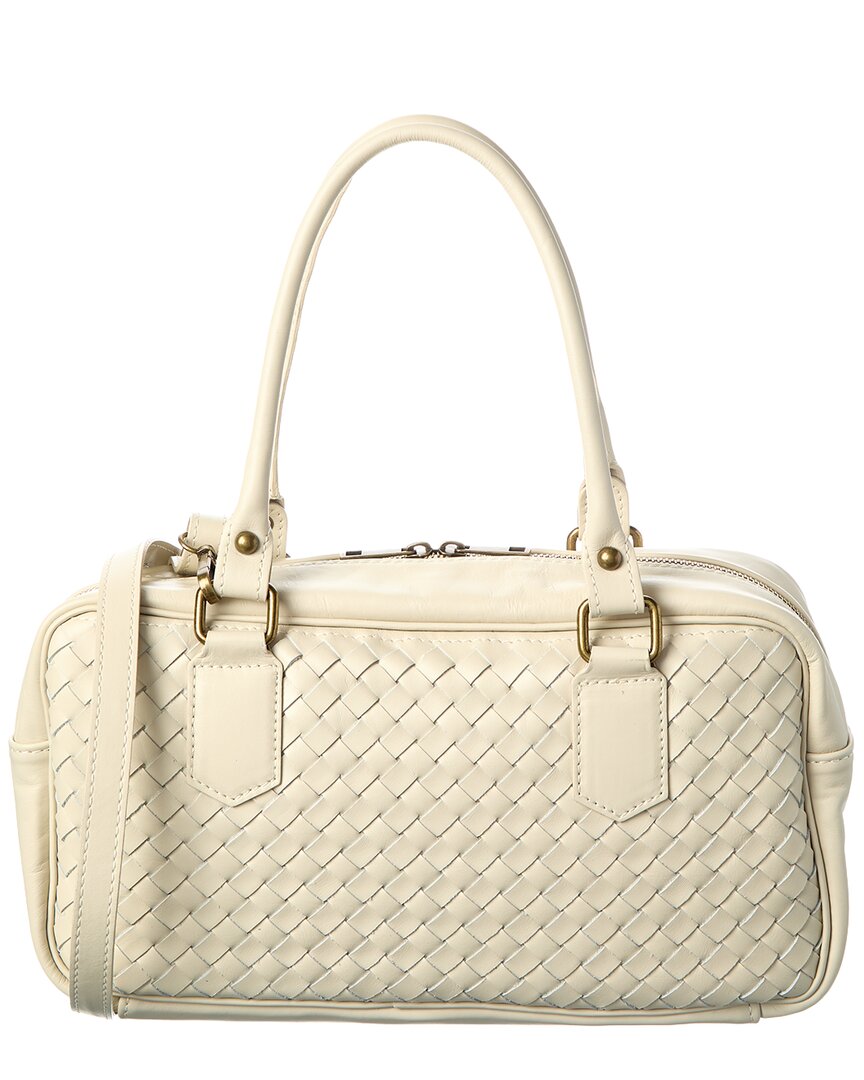 Medium - beige