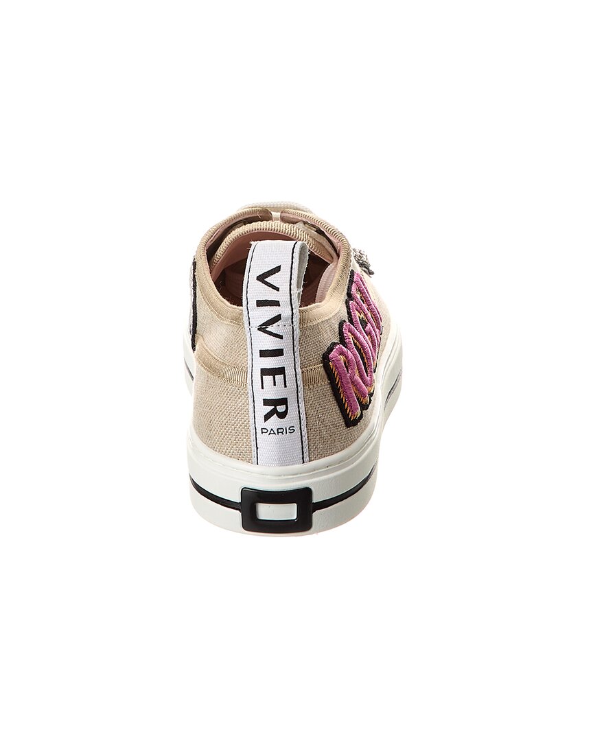 canvas sneaker