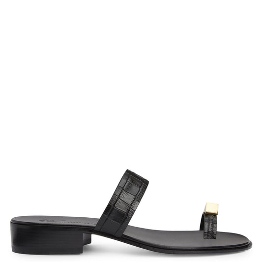 US 8.5 - black