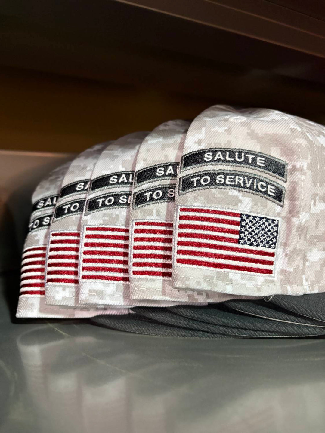 san francisco 49ers salute to service 9fifty snapback hat in grey/beige camo