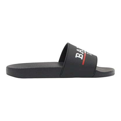 US 8 - black rubber pool