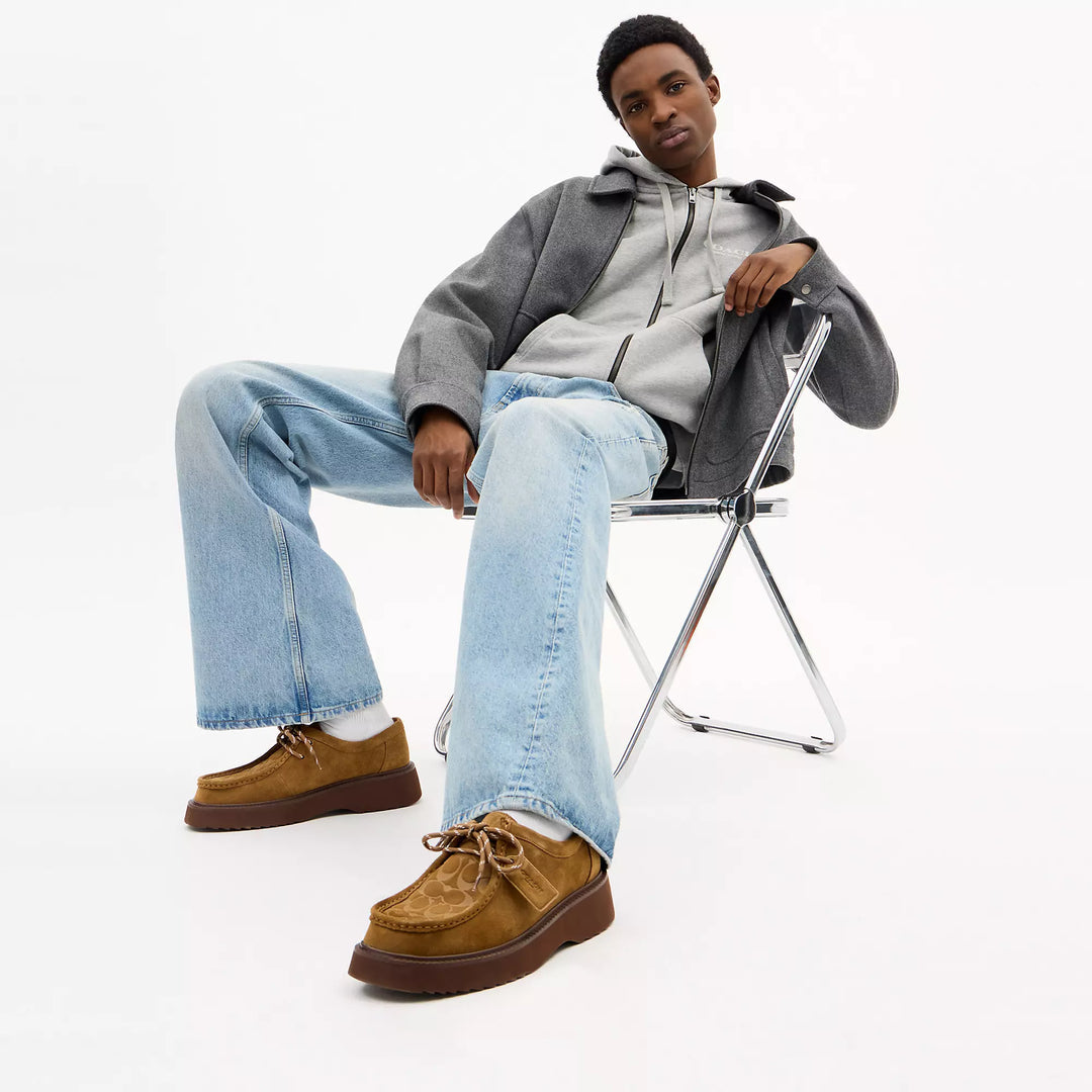 chukka boot in signature suede