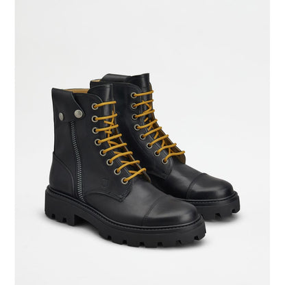 combat boots in leather