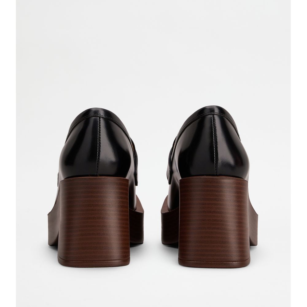 platform loafers in leather