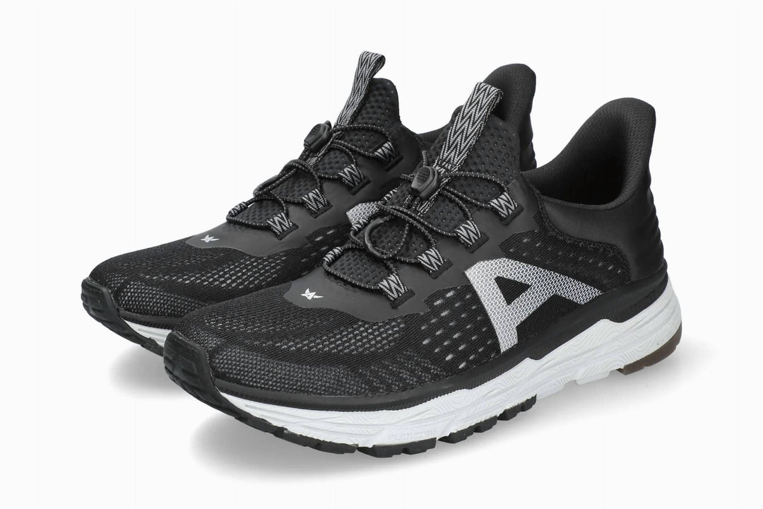 men's acadius shoes in black mesh