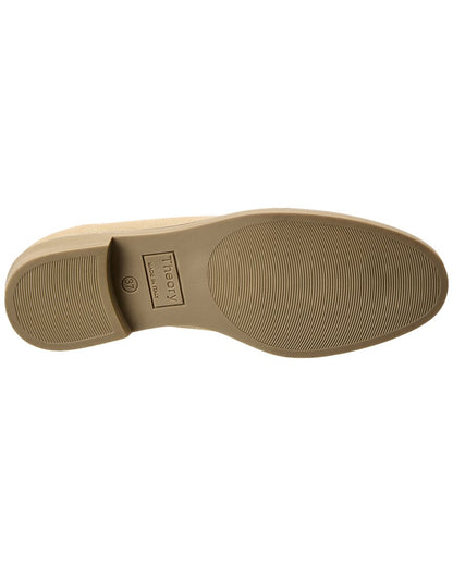 lace-up canvas loafer
