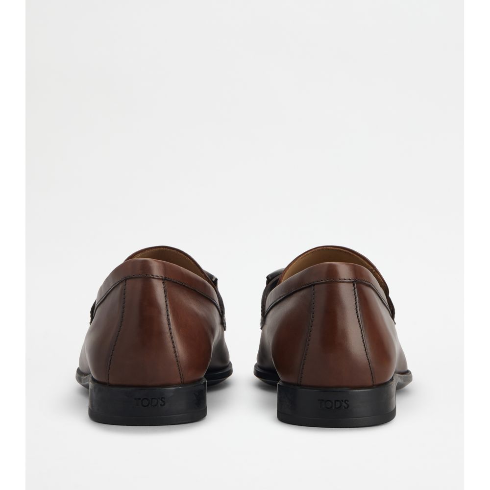 loafers in leather