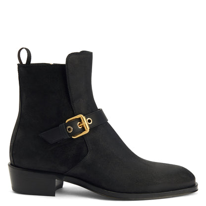 US 7 - black