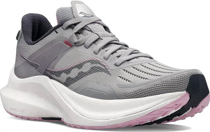 women's tempus running shoes in alloy/quartz gris