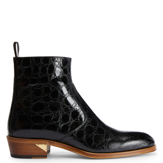 US 7 - black