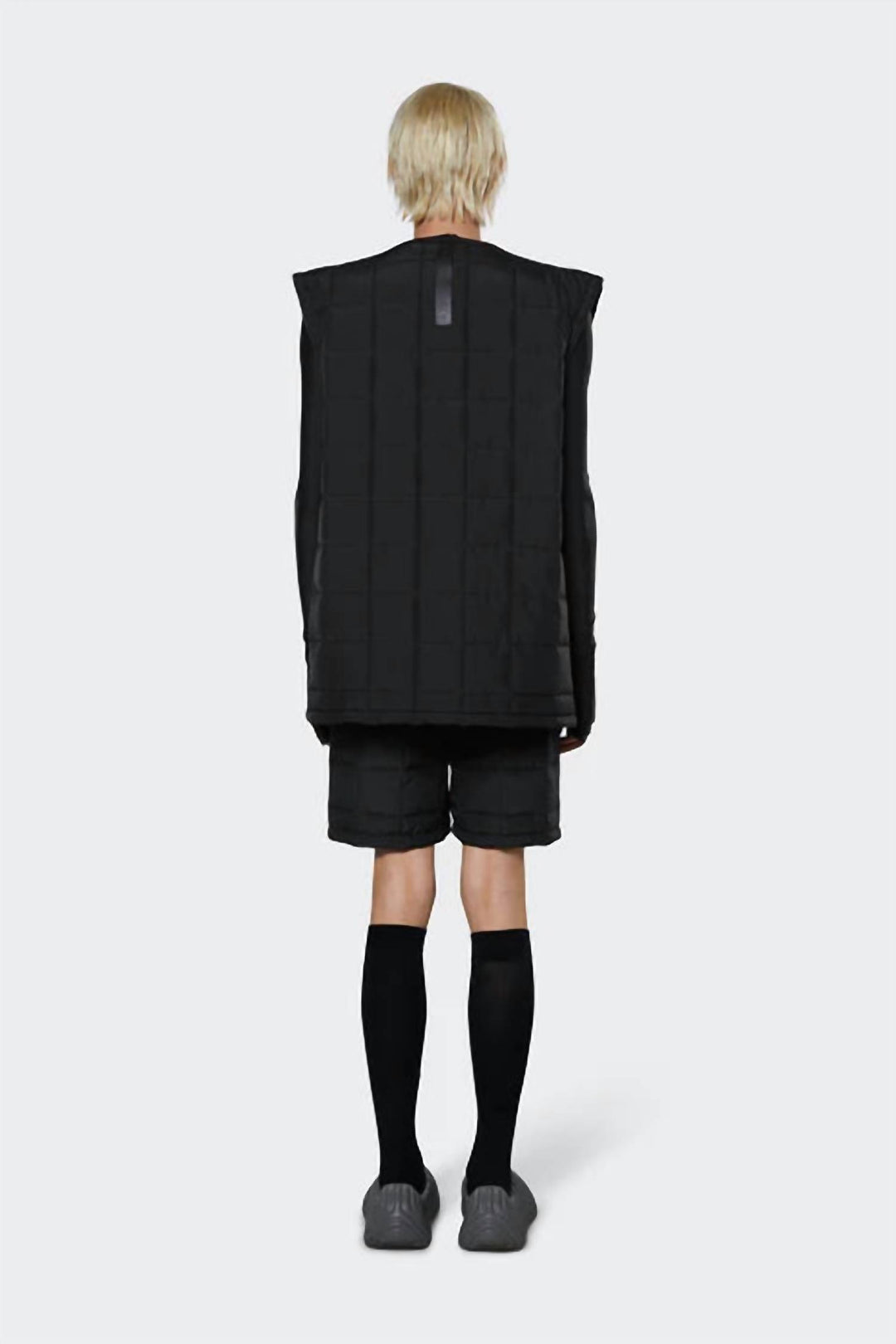 unisex versatile liner vest in black
