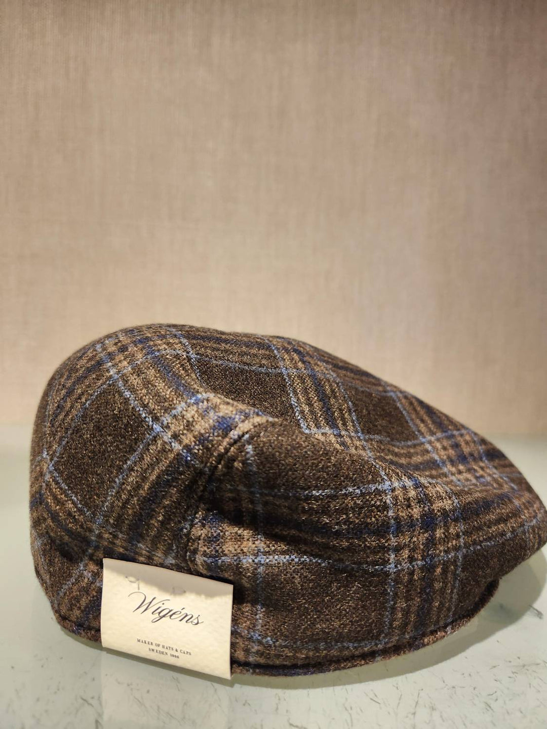 unisex ivy modern cap in brown plaid