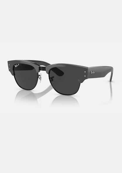 One Size - polished grey on black/black
