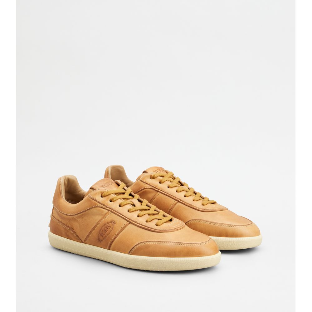 tabs sneakers in leather
