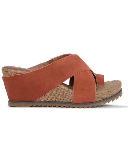 tf dnu  sisu suede sandal