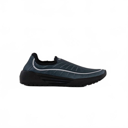 US 6 - black