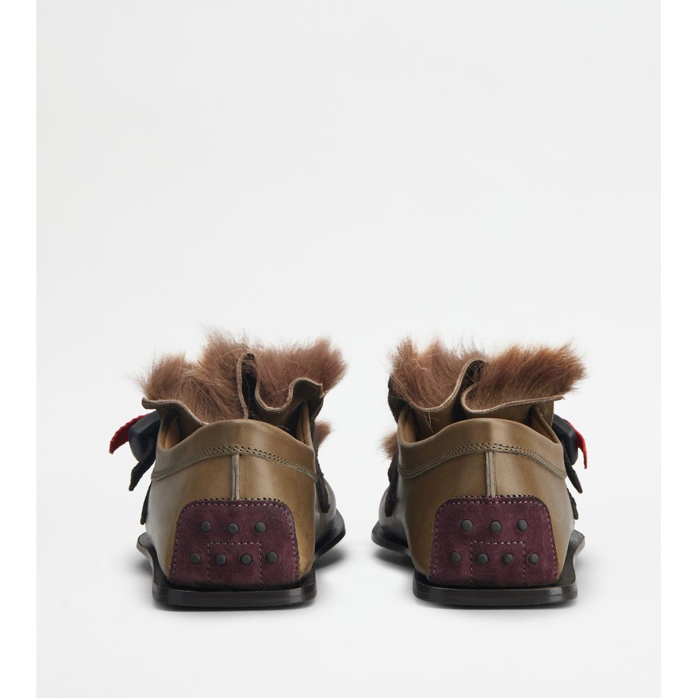 loafers in leather