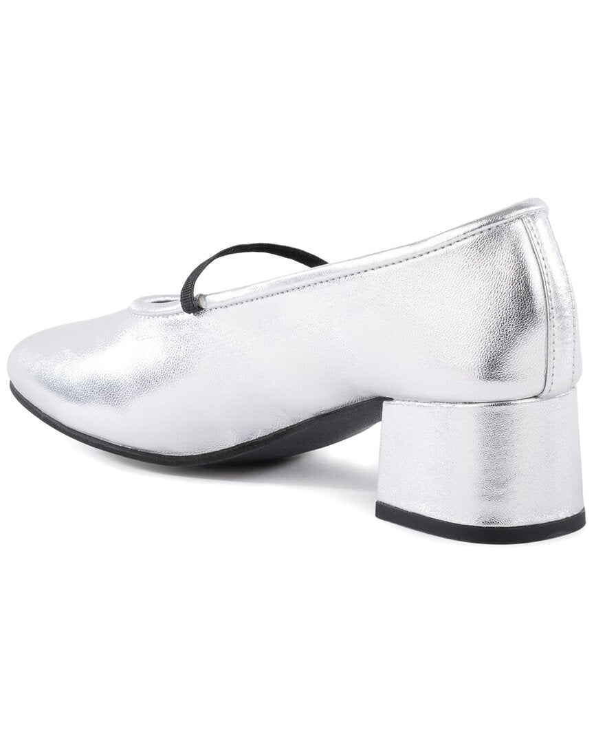 dusk to dawn leather pump