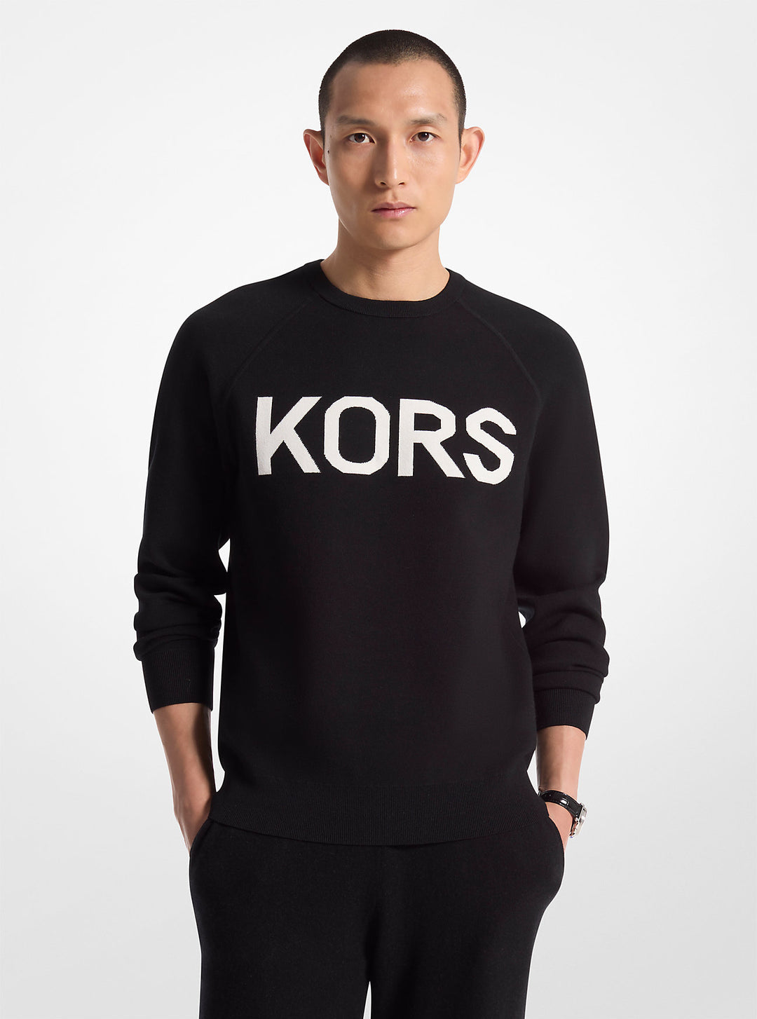Medium - black