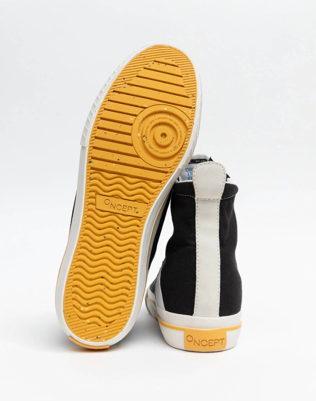women bogota sneaker in black