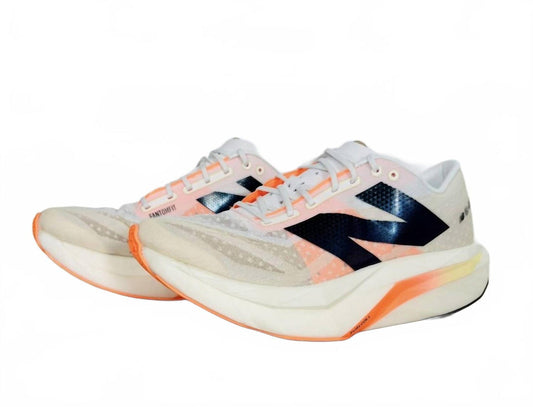 US 11 - white beige