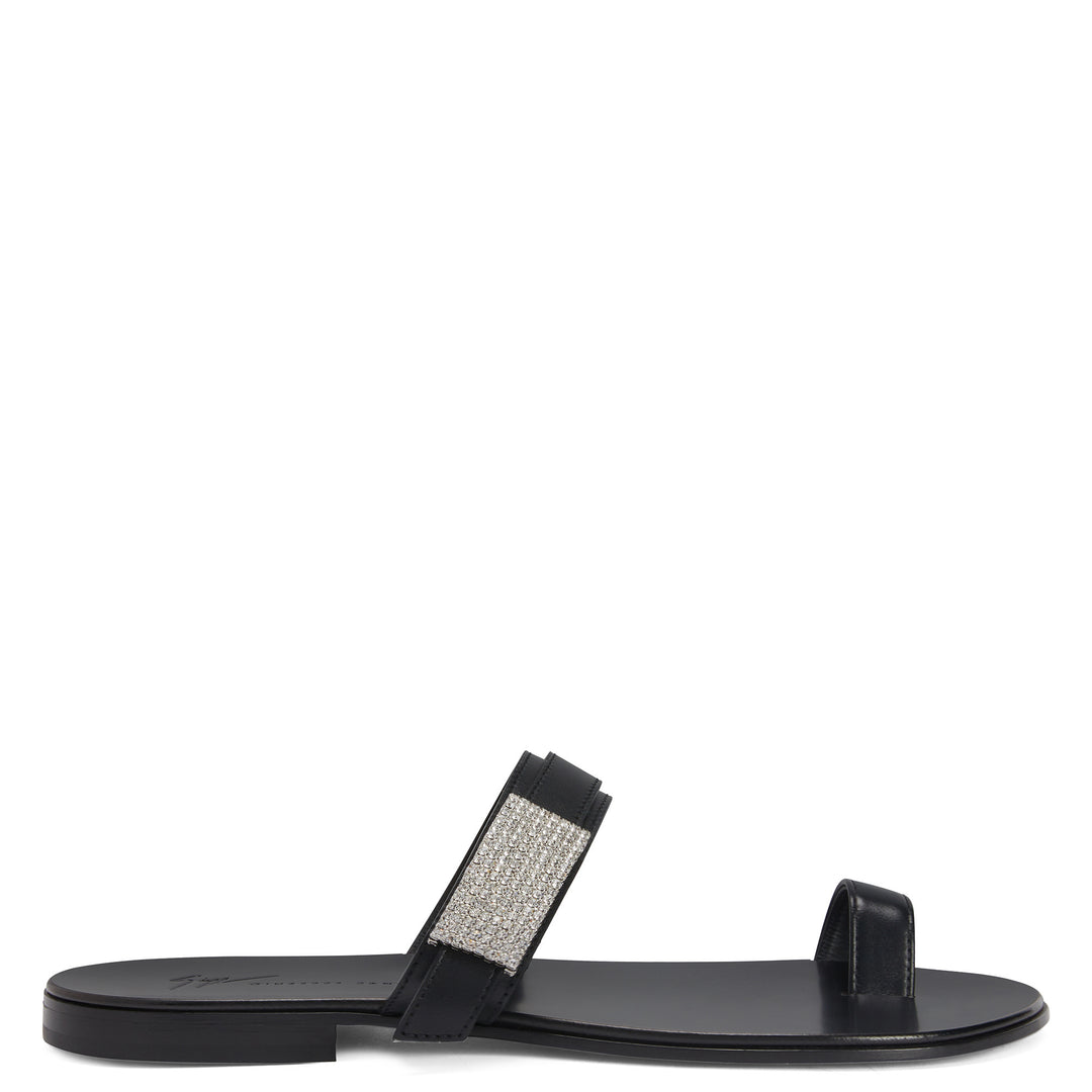 US 7 - black