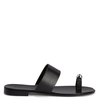 US 8 - black