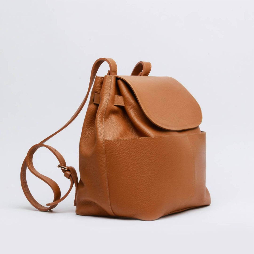 women's serena backpack in caramel