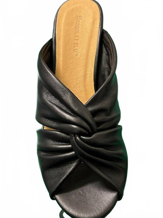 US 8 - black and gold