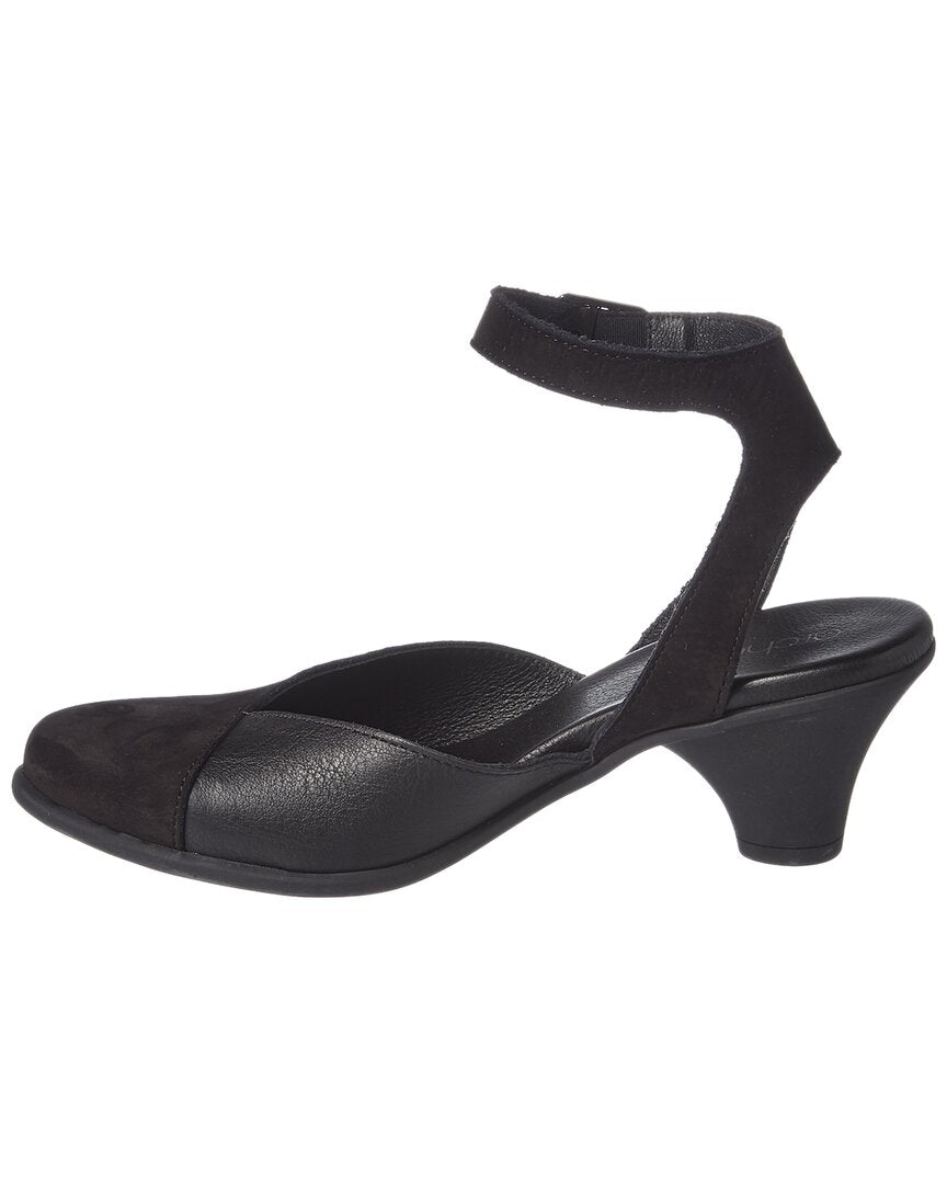 aganis leather pump