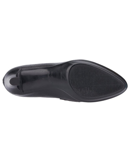 rella weatherproof leather pump