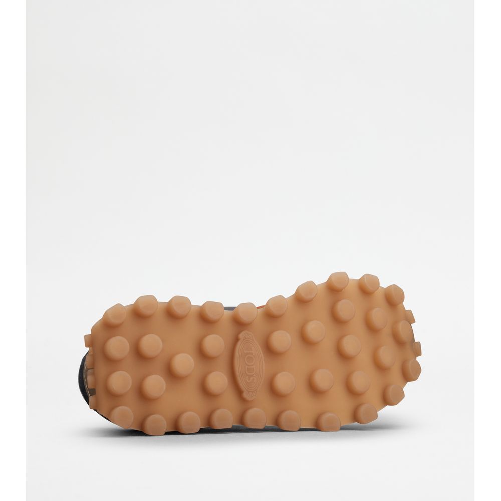 1t sneakers in suede and fabric