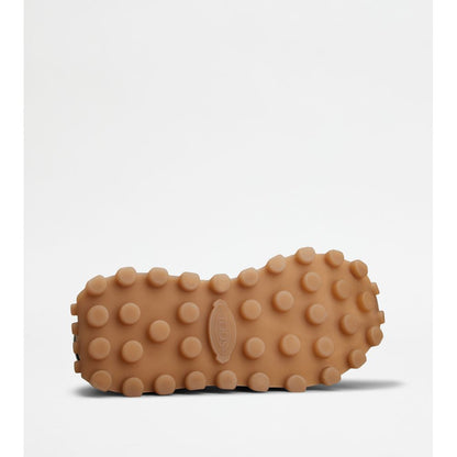 sneakers  1t in suede and fabric