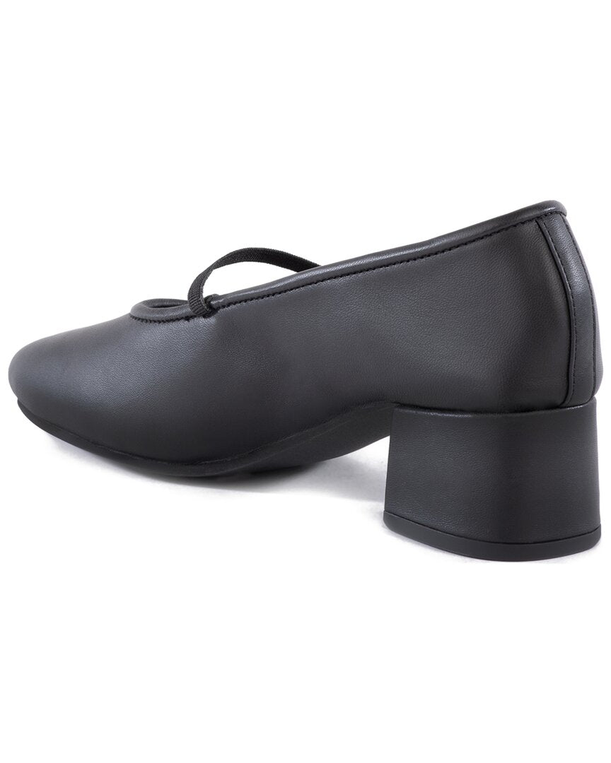 dusk to dawn leather pump